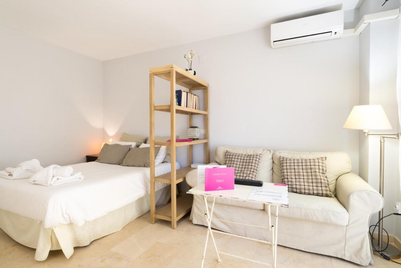 Studio Pedrega Apartment Málaga Exterior foto
